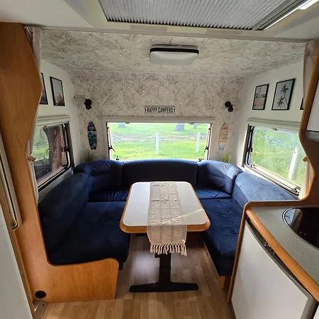 Camperowe Swawole - Bondi Кемпинг Bielawa (Piaseczno)